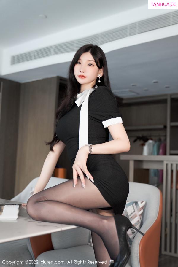 周于希dummy  [XiuRen]高清写真图 2022.11.11 No.5848 周于希Sally 黑丝美臀第18张图片